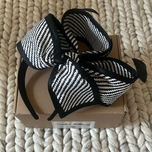 Black and White Striped Bow Headband